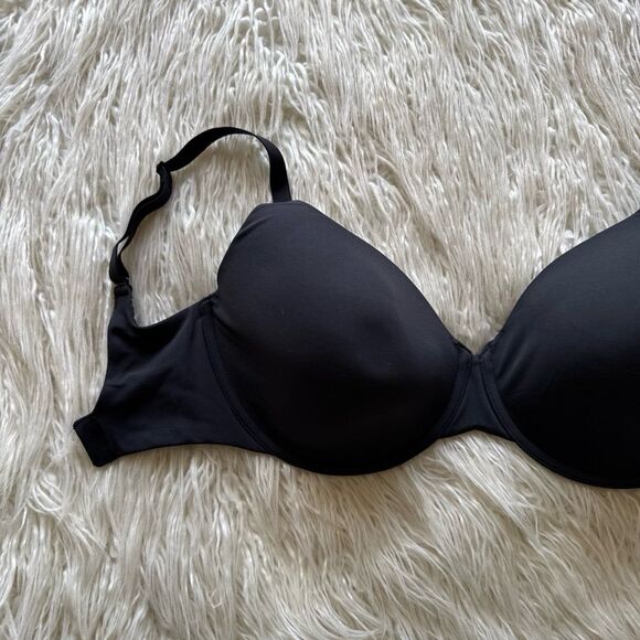 Skims Fits Everybody T-Shirt Bra Onyx Size 32H - Picture 2 of 7